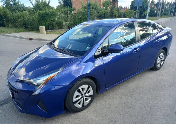 jasło Toyota Prius cena 49999 przebieg: 198000, rok produkcji 2016 z Jasło